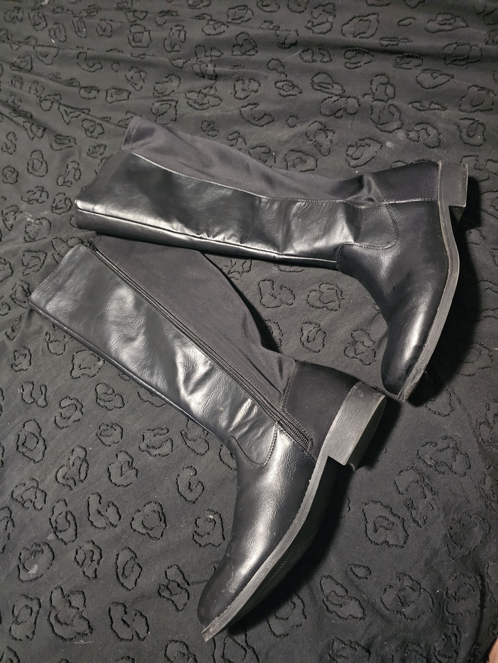 Wide Calf Classic Black Knee-High Leather Boots - Sleek Everyday Style